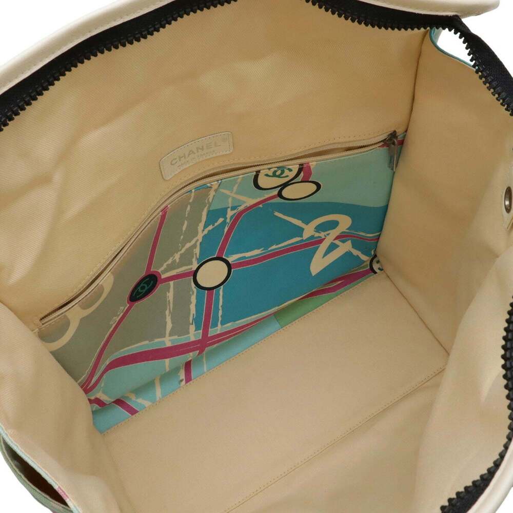 CHANEL Blue Canvas Shoulder Bag - Picture 8 of 10